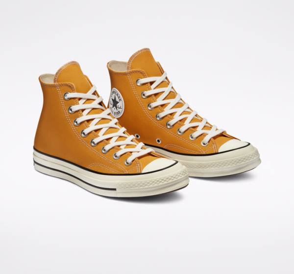 Tenis Cano Alto Converse Chuck 70 Sunflower Yellow Pretas | CV-682WCO