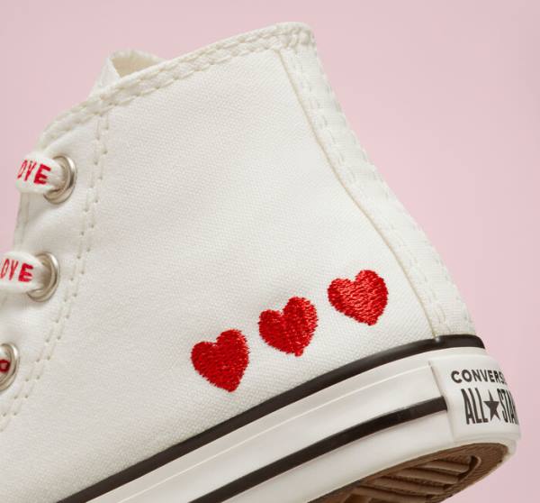 Tenis Cano Alto Converse Chuck Taylor All Star Crafted with Love Branco Vermelhas | CV-571OWC