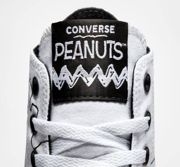 Tenis Cano Alto Converse Peanuts Chuck Taylor All Star Branco Pretas Vermelhas | CV-961QKW