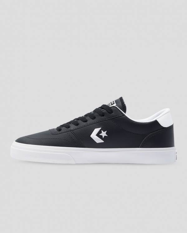 Tenis Cano Baixo Converse Boulevard Faux Couro Pretas | CV-475MPX