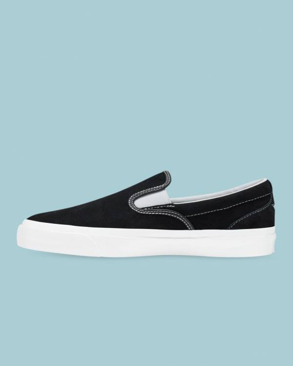 Tenis Cano Baixo Converse One Star CC Slip On Pretas | CV-435UEO