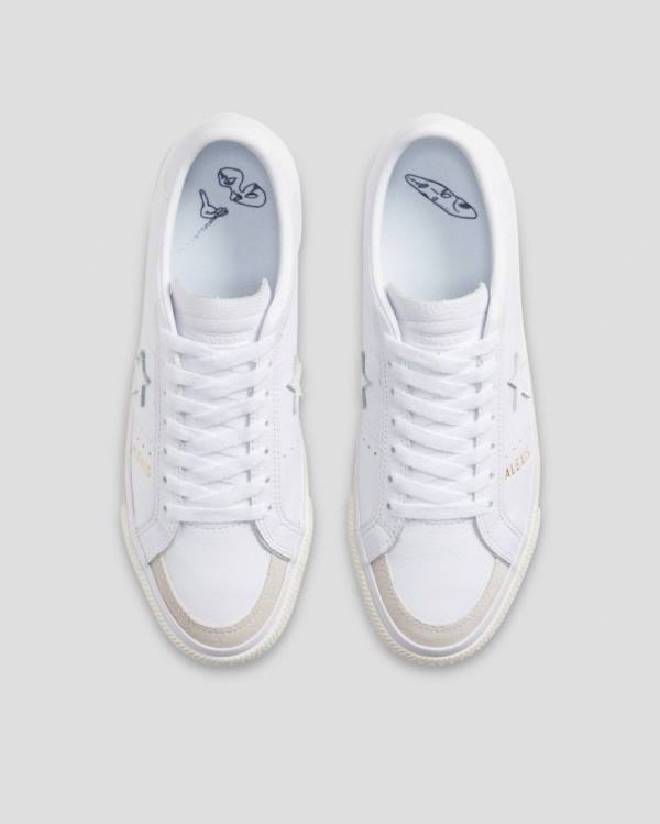 Tenis Cano Baixo Converse One Star Pro As 2 Designed By Alexis Branco | CV-307FMV